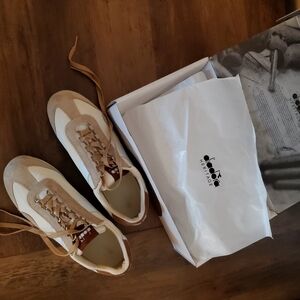 Diadora Unisex Equipe H Canvas Stone Wash Size 8.5 Cloud Cream Color